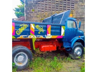 Mercedes benz 911 Tipper