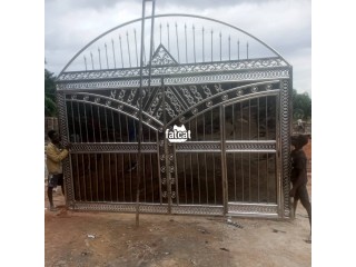 Stainless steel gate with excellent finishing, made with 304 materials