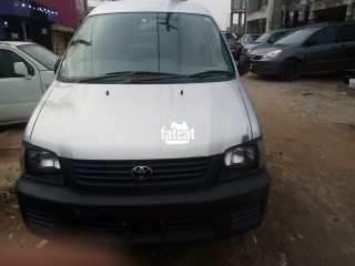 Foreign Used Toyota Liteace Mini Bus 2000 Model