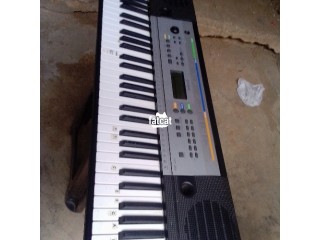 Yamaha Keyboard YPT 255