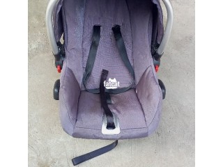 Infant car seat