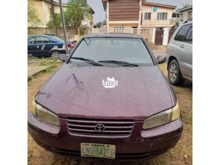 Nigerian neatly used Toyota Camry a.k.a tiny light for sale