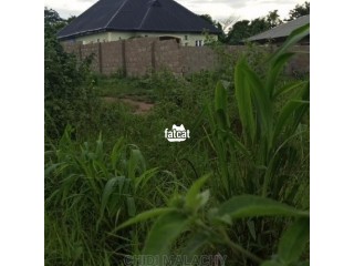 3 plot of land for sale  at labuta ojoo funnab opposite st John's catholic church