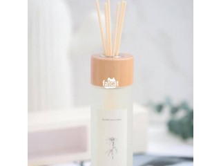 Wooden top highly scented romantic reed diffuser