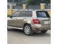 mercedes-benz-glk-2010-model-small-4