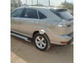 lexus-rx-330-2005-model-small-3