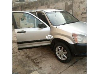 Nigerian neatly used Honda CR-V Jeep 04 for sale