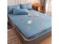 waterproof-bedspread-small-3