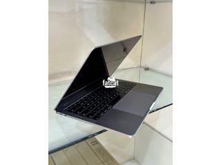 For Sale – Used Apple MacBook Pro 2017, Core i5,8gb/128gb