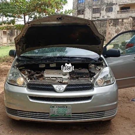 Classified Ads In Nigeria, Best Post Free Ads - toyota-sienna-2005-model-big-1