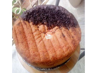 Customized uniced cakes in Owerri