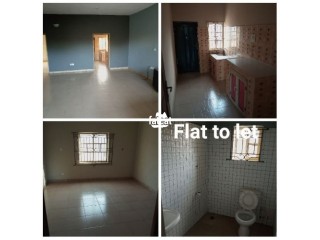 Spacious three bedroom flat available for rent