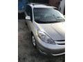 toyota-shinna-2005-small-1