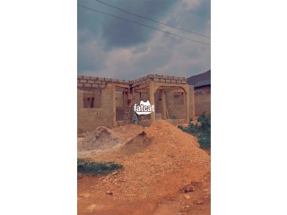 5 bedroom  uncompleted house for Sale