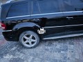 benz-gl-550-2012-small-4