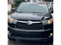 black-toyota-highlander-2015-model-small-0