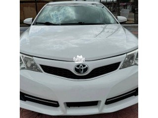 White Toyota Camry 2014 Model