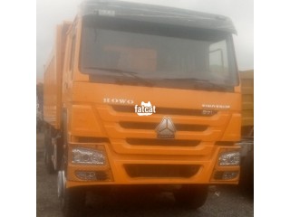 Chinese Dump Truck, Tippers, Truck Heads and Mixer for Sale