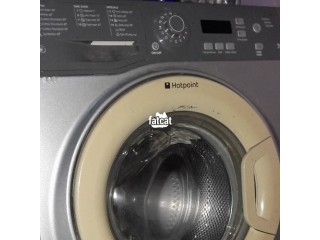 Fairly used Nigerian used washing machine HOTPOINT FRONT LOADER