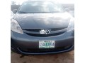 used-toyota-sienna-2006-small-1