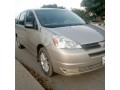 used-toyota-sienna-2005-small-0