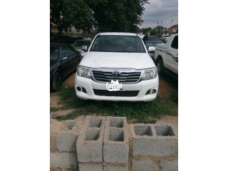 Used Toyota Hilux 2010