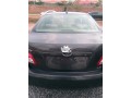 used-toyota-camry-2011-small-1