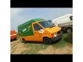 volkswagen-bus-2000-small-2