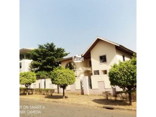 4 Bedroom Fully Detached Duplex