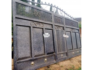 Rolling Gate