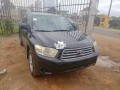 used-toyota-highlander-2008-small-0