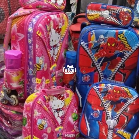 Children's school bags and lunch outlet boxes