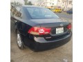 kia-optima-2009-small-3