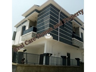4 Bedroom Detached Duplex in Lekki Phase 2, Lagos for Sale