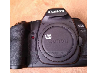 Mint Canon 5D Mark II body only from USA