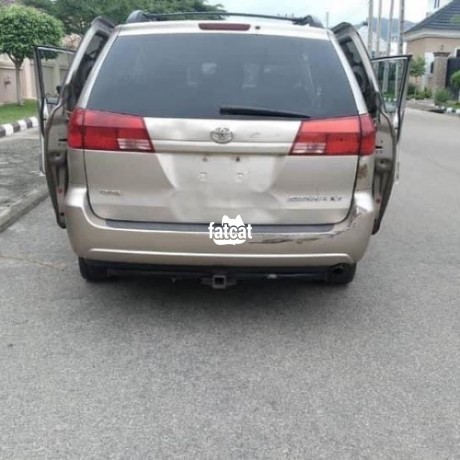 Classified Ads In Nigeria, Best Post Free Ads - toyota-sienna-2006-for-sale-big-4