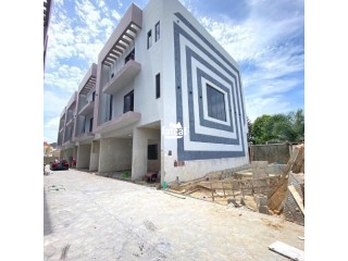 Spacious 4 bedroom Terrace Duplex for sale in Lagos