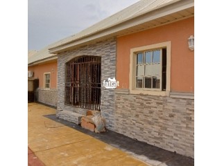 3 bedroom semi detached for Sale