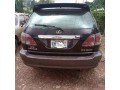 toyota-lexus-2003-model-small-3