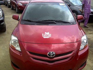 Clean Toyota yaris 2007 model for sale
