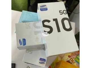 Brand new samsung galaxy s10 5g 256gb 8gb ram