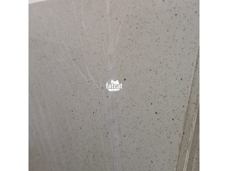 White marble dot